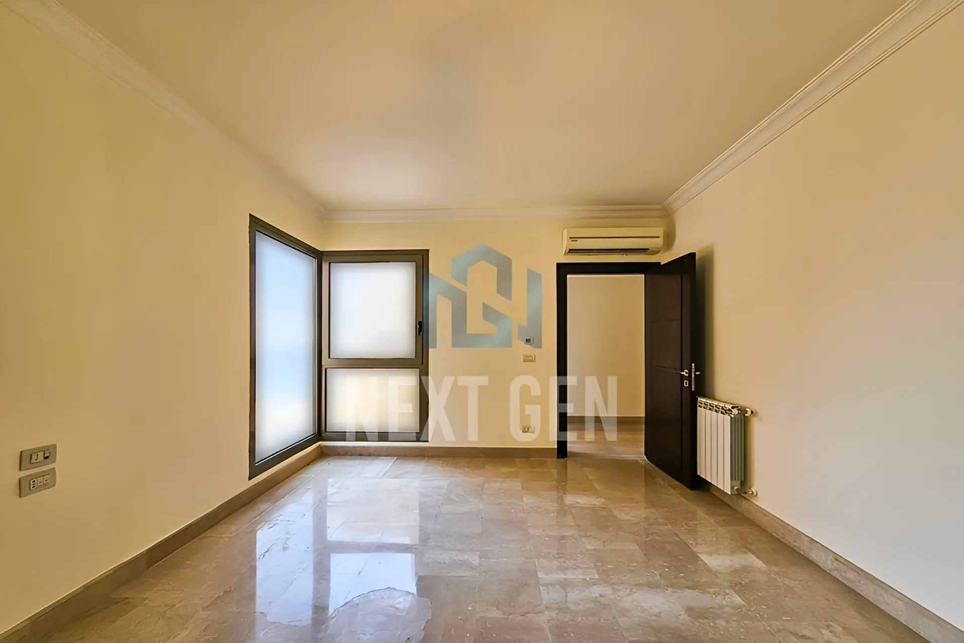 Apartment for sale in Ramlet El Baida, Bayrut, Lebanon