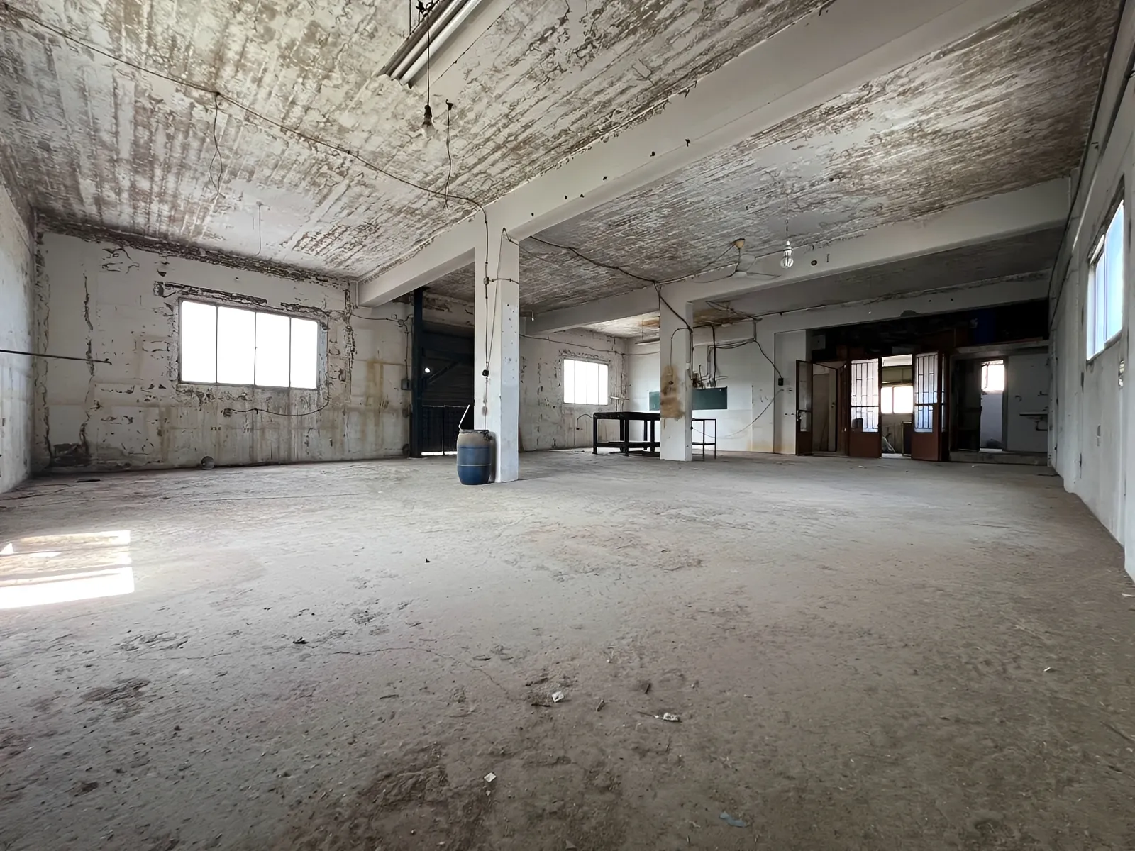Warehouse for Rent in Adonis