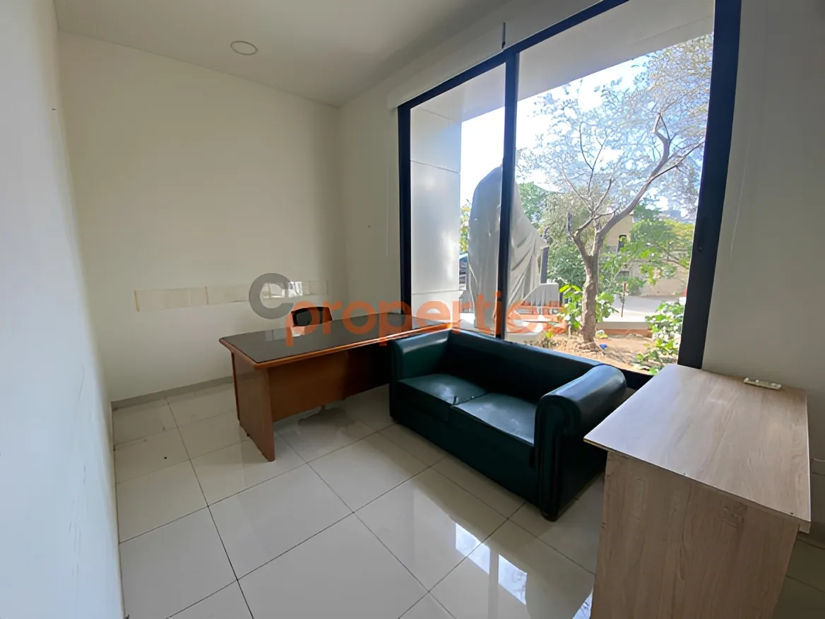 Office for Rent in Zalqa