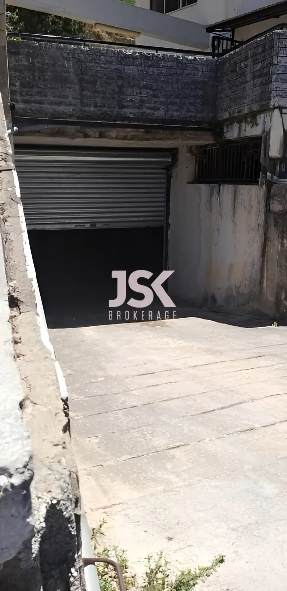 Warehouse for sale in Naqqache