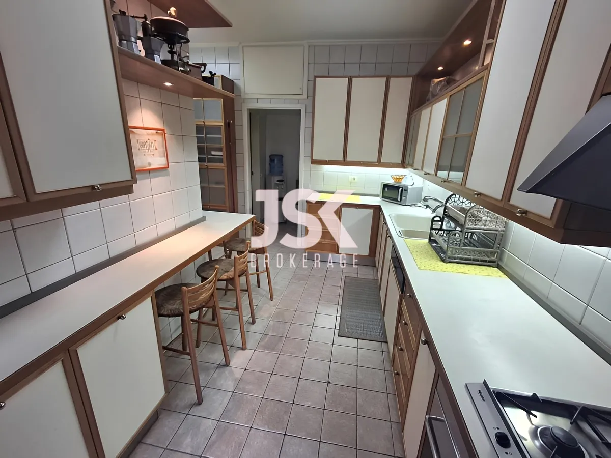 Apartment for Rent in Remeil, Beirut, Lebanon