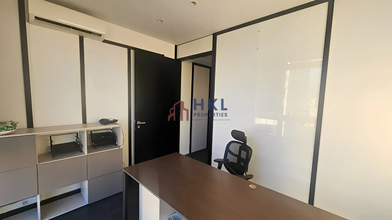 Office for Sale in Sanayeh, Beirut, Lebanon