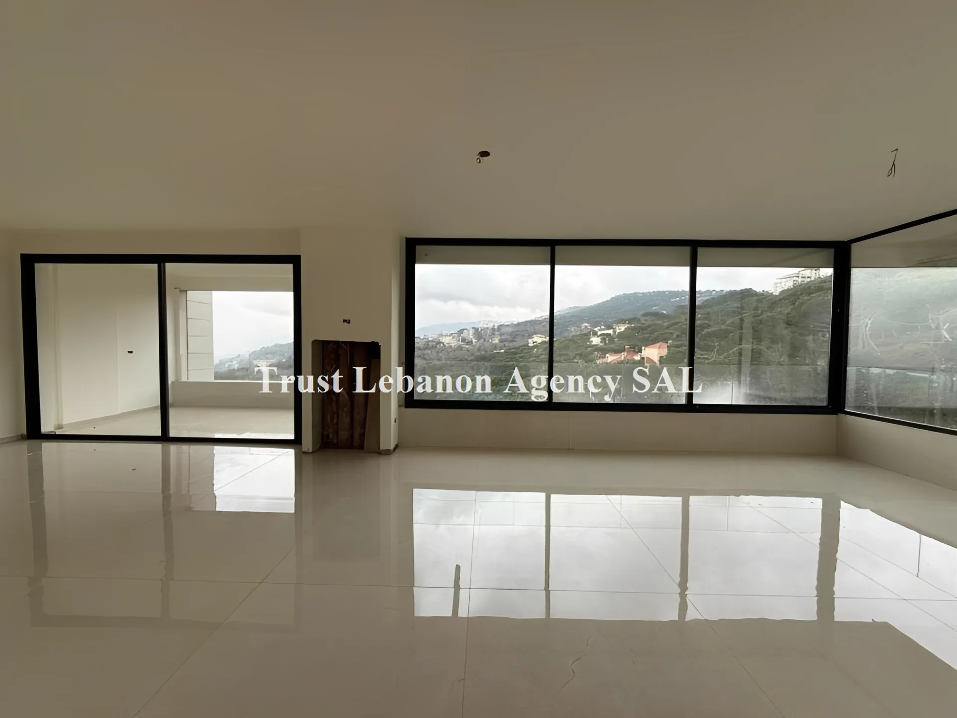 Apartment for Sale in Metn Bekfaya / Naas Lebanon