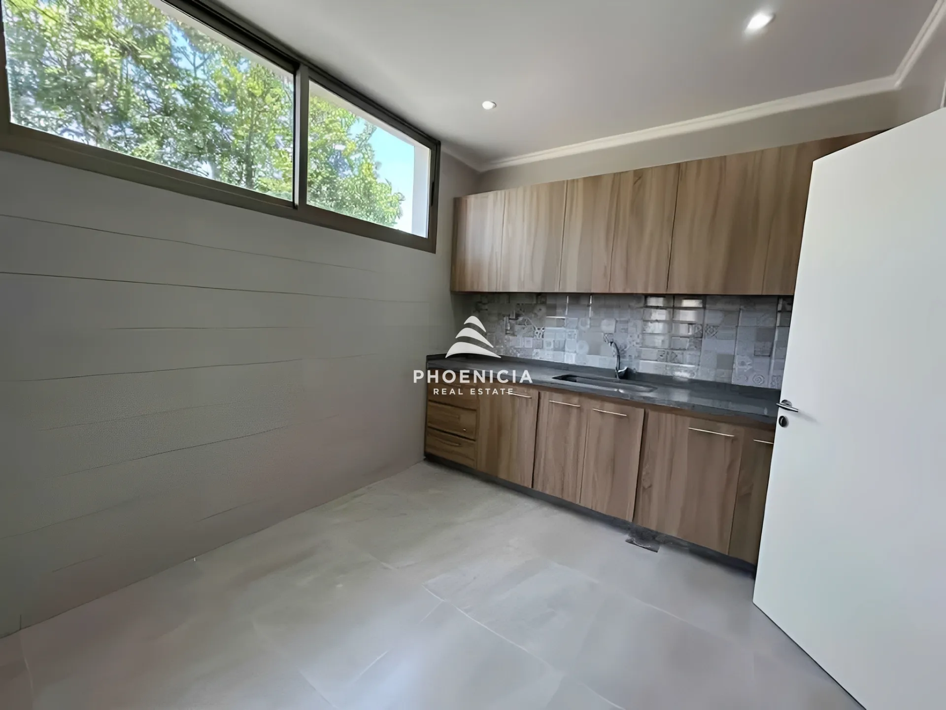 Apartment for Sale in Blat