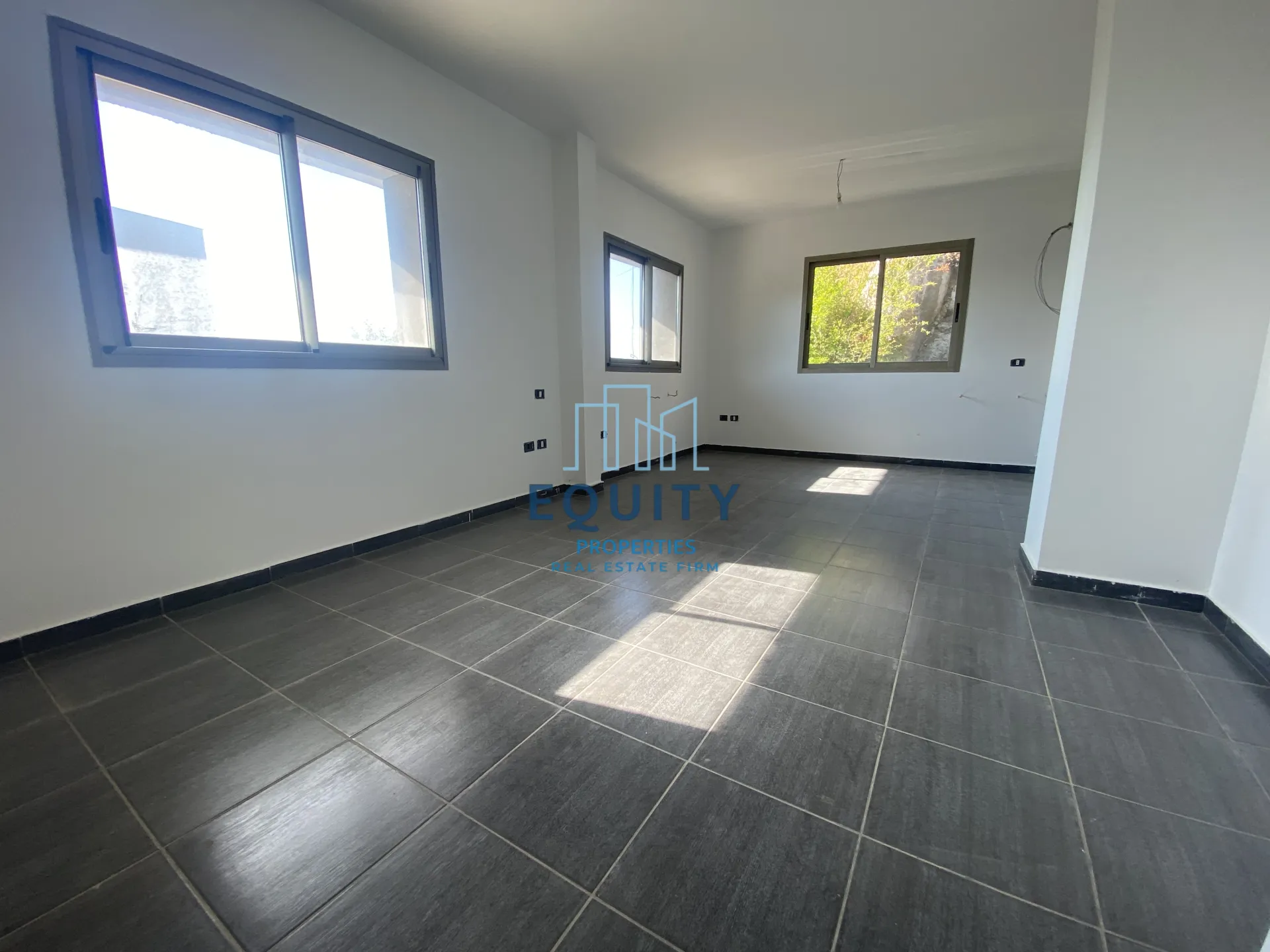 Villa for sale in Zaghrine