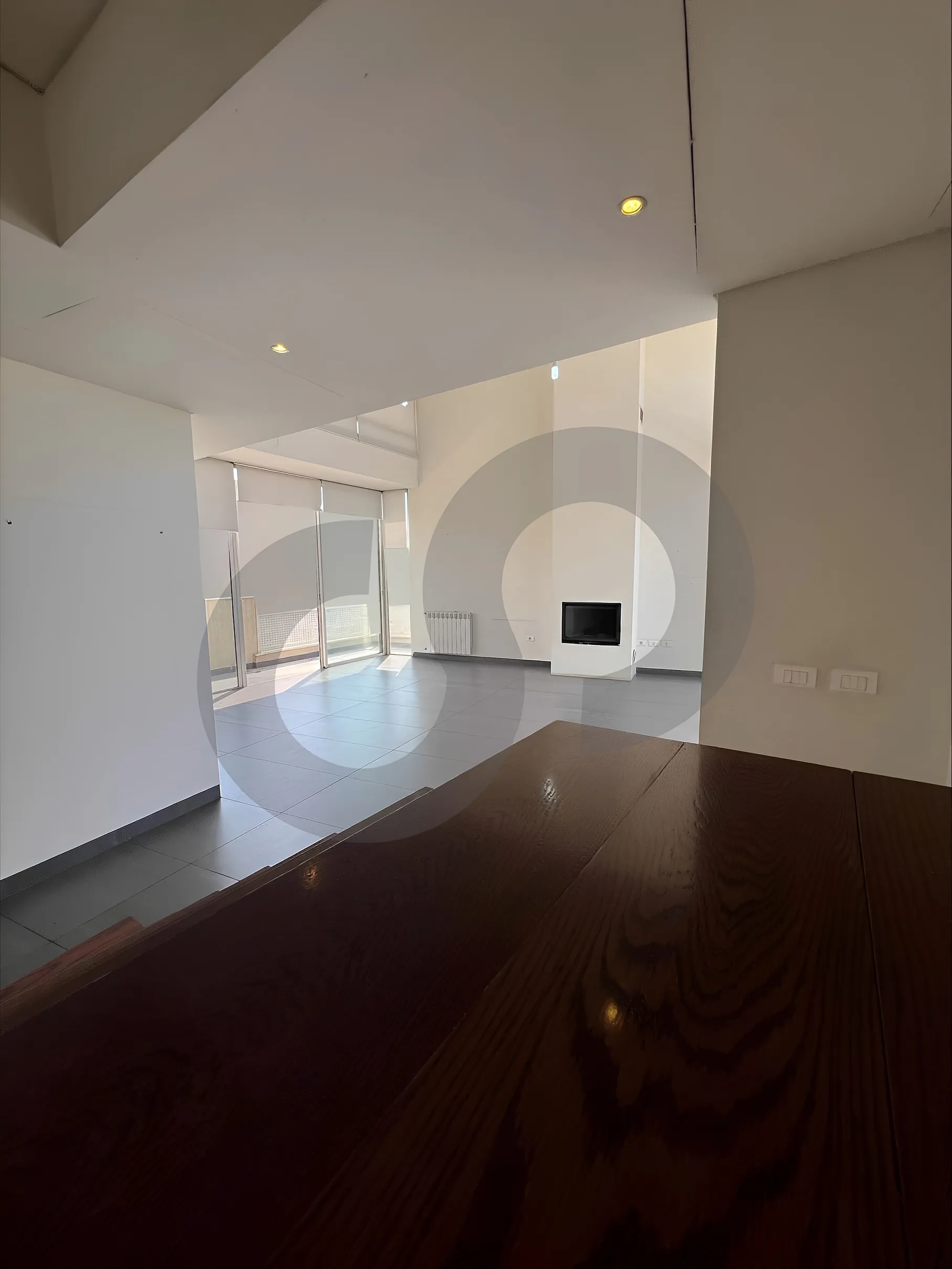 Apartment for Sale in Achrafieh - 3 bed, 4 bath