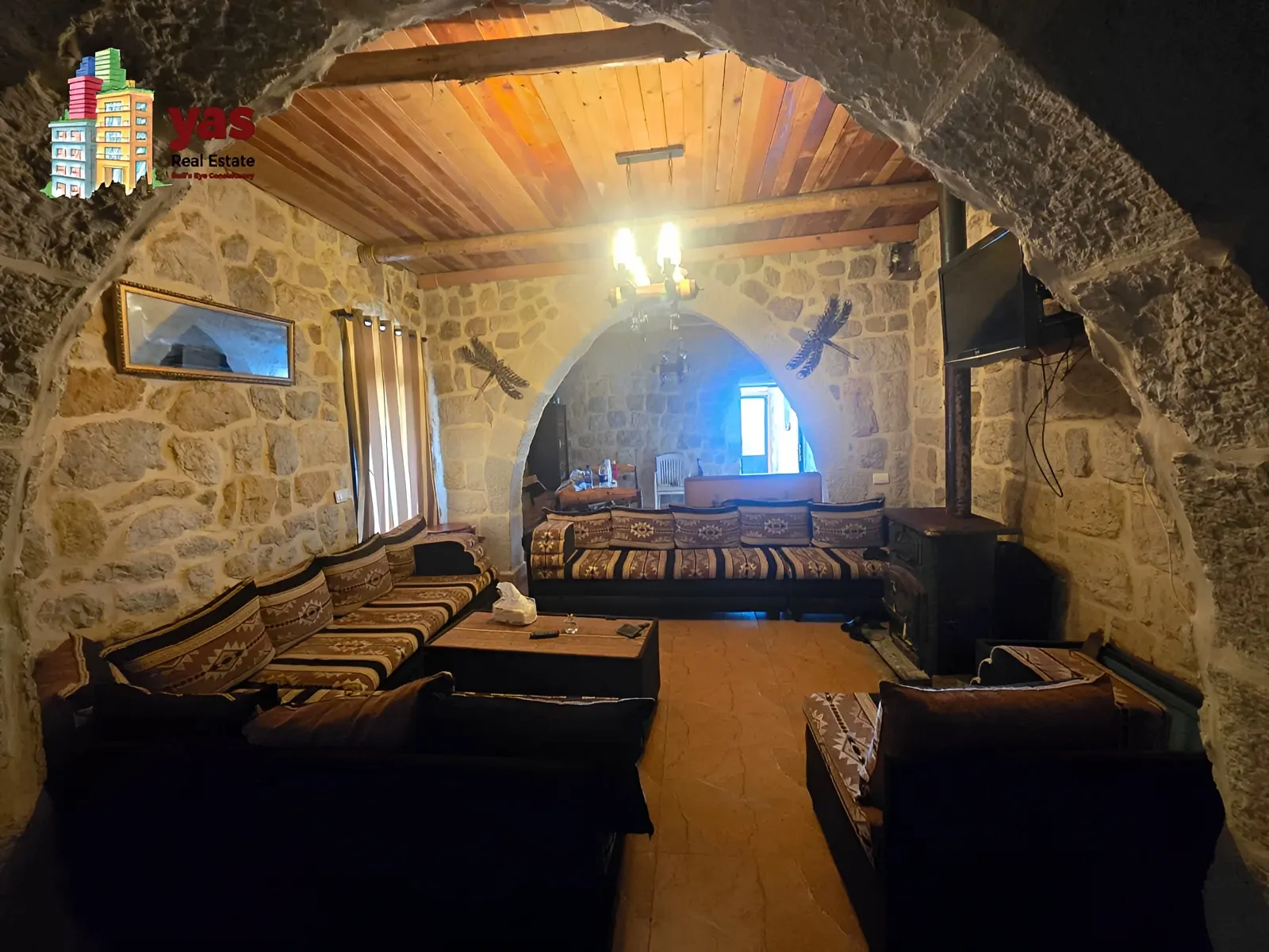 Villa for Sale in Mayrouba