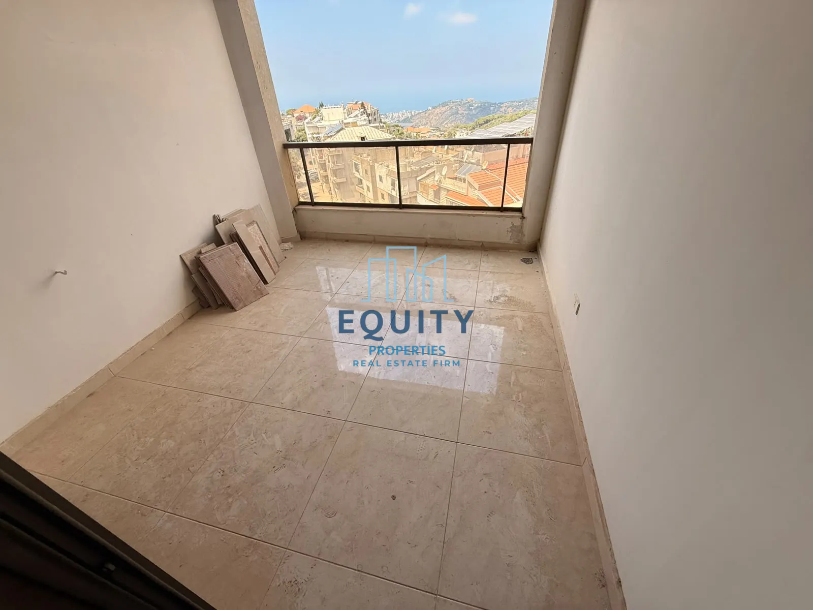 Apartment for sale in Qornet El Hamra