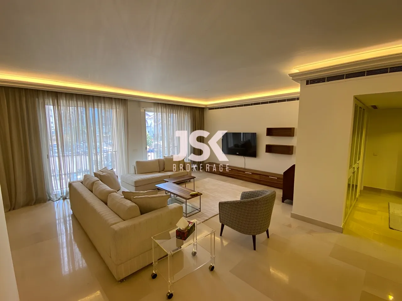 Apartment for Sale in Saifi Village