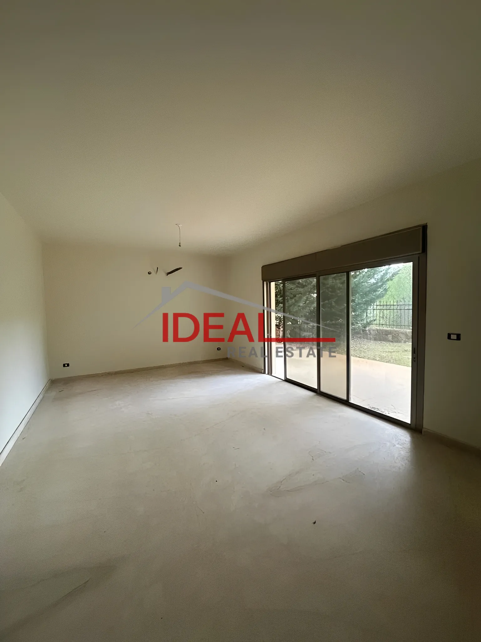 Apartment for sale in Ballouneh, Lebanon - 3 bed, 4 bath