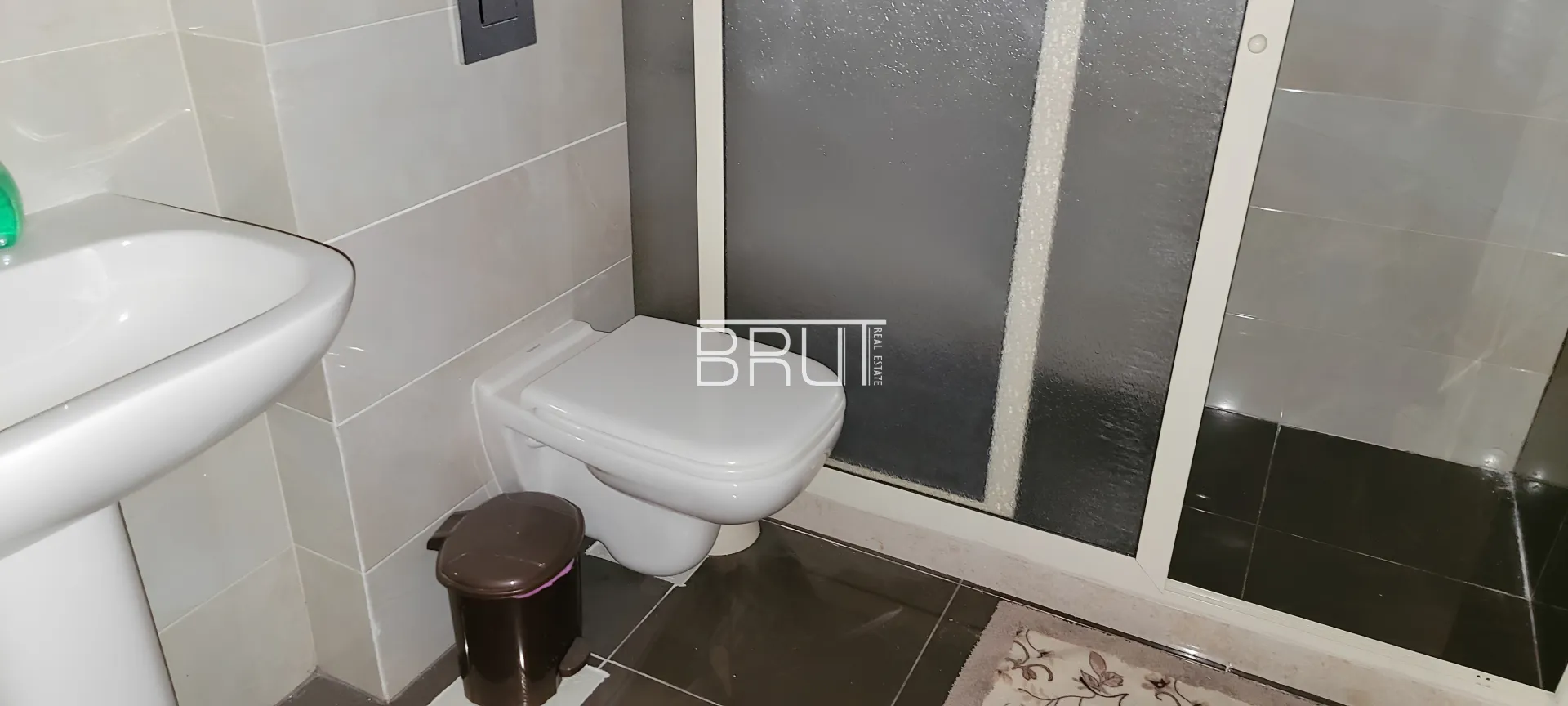 Apartment for Sale in Faqra