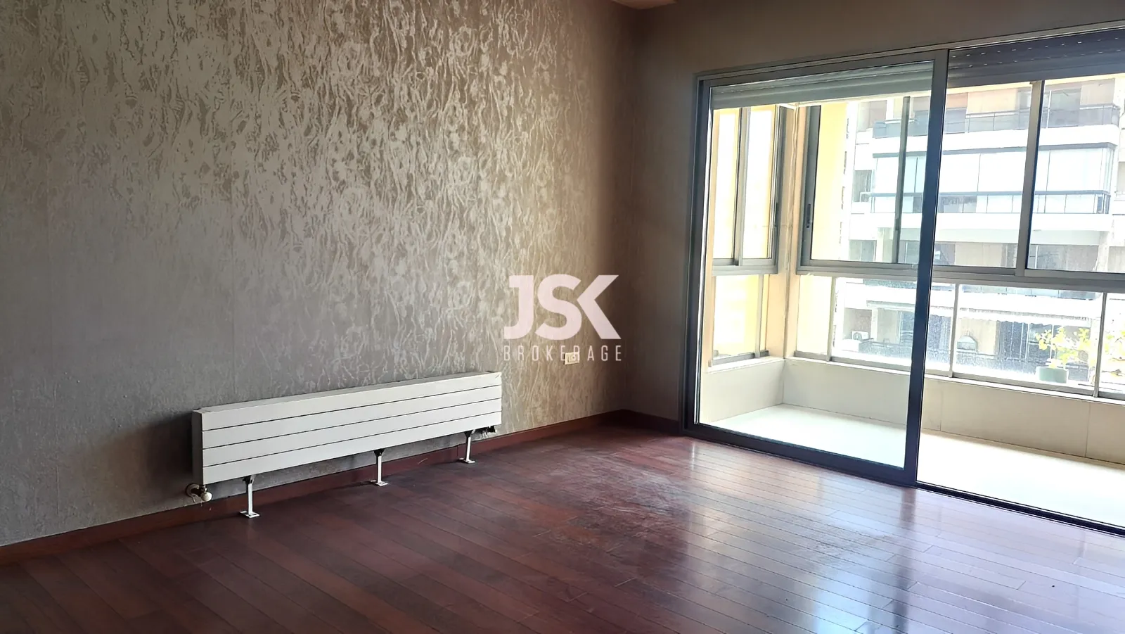 Apartment for Sale in Ras
