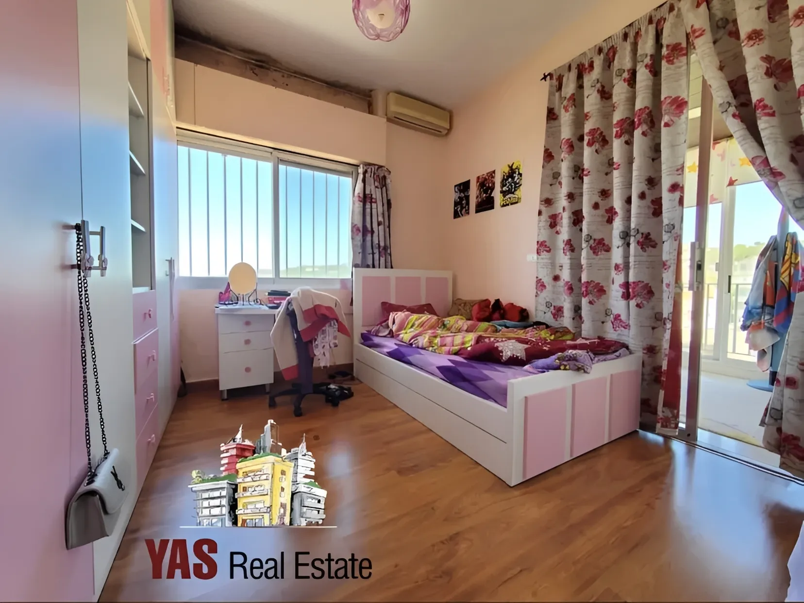 Apartment for Sale in Ajaltoun - 3 bed, 4 bath