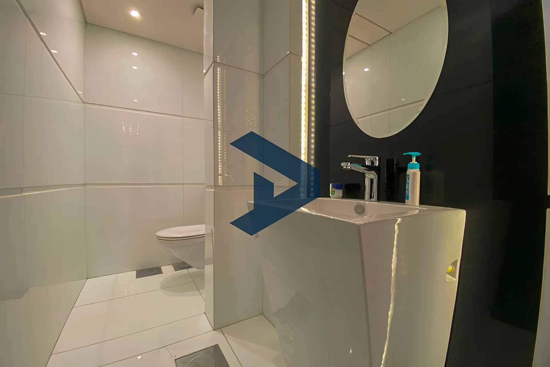 Apartment for sale in Ain Al Mraiseh, Beirut, Lebanon
