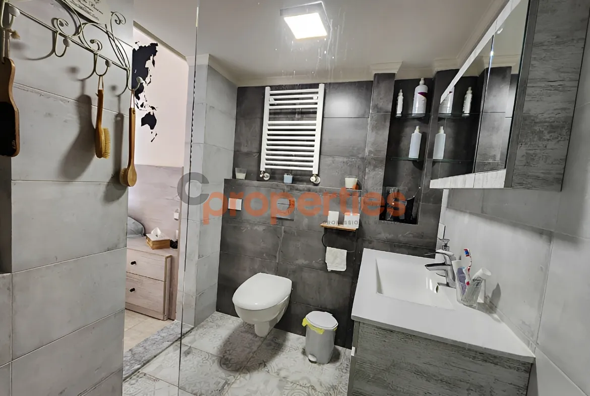 Apartment for Sale in Qlayaat