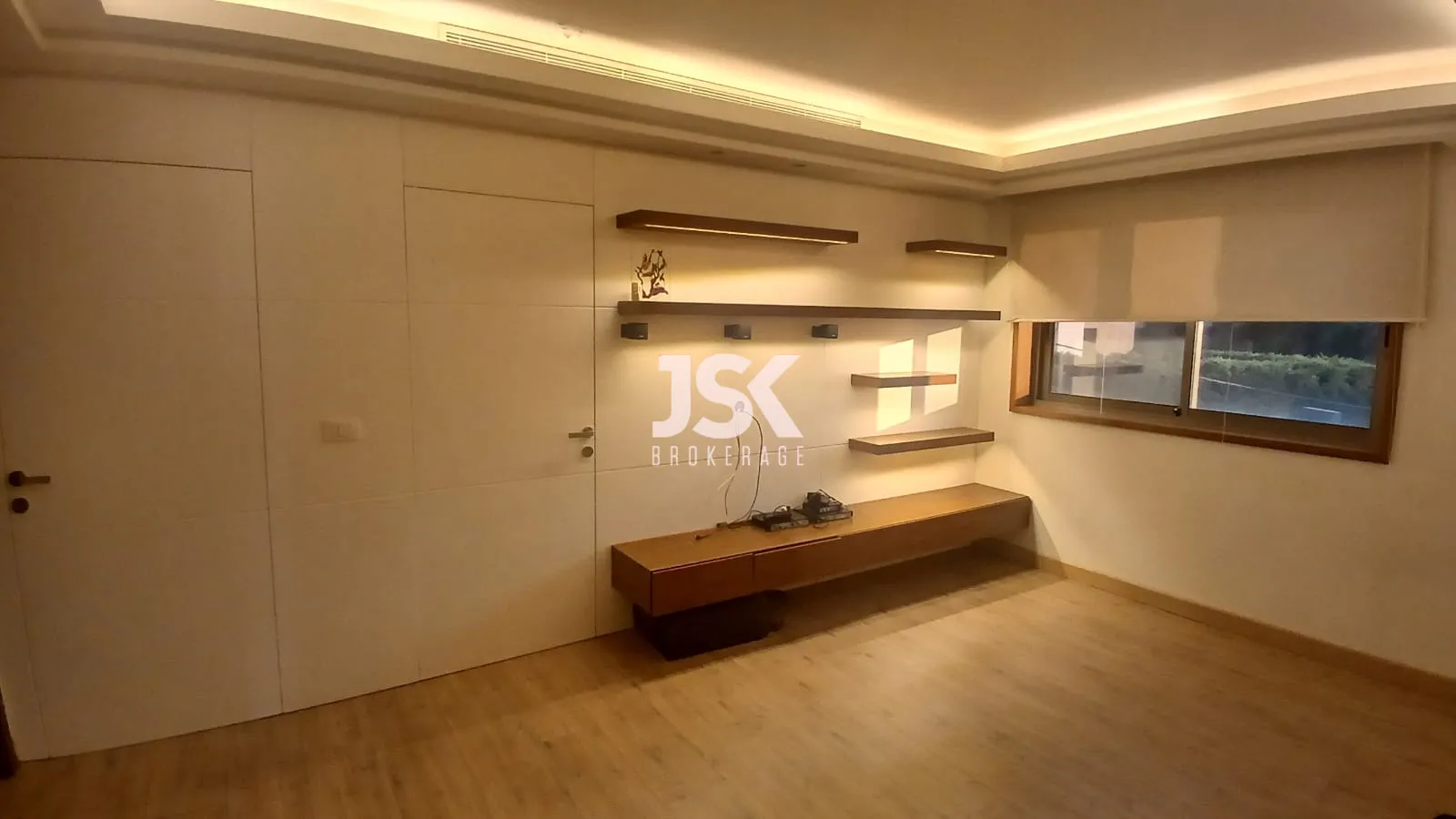 Apartment for Sale in Mtaileb