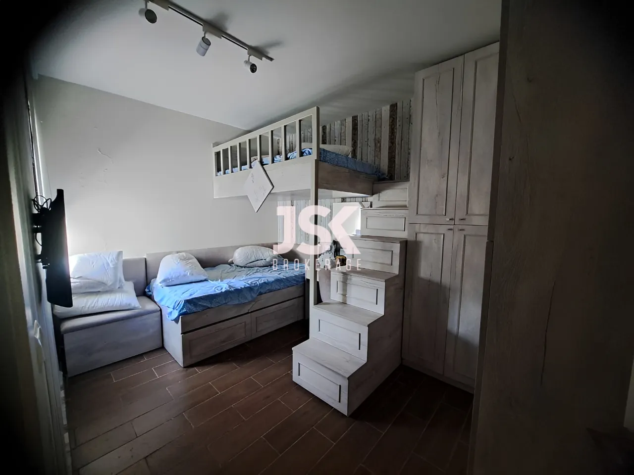 Apartment for Rent in Habboub