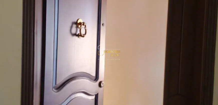 Apartment for rent in Achrafieh, Beirut, Lebanon - 3 bed, 4 bath