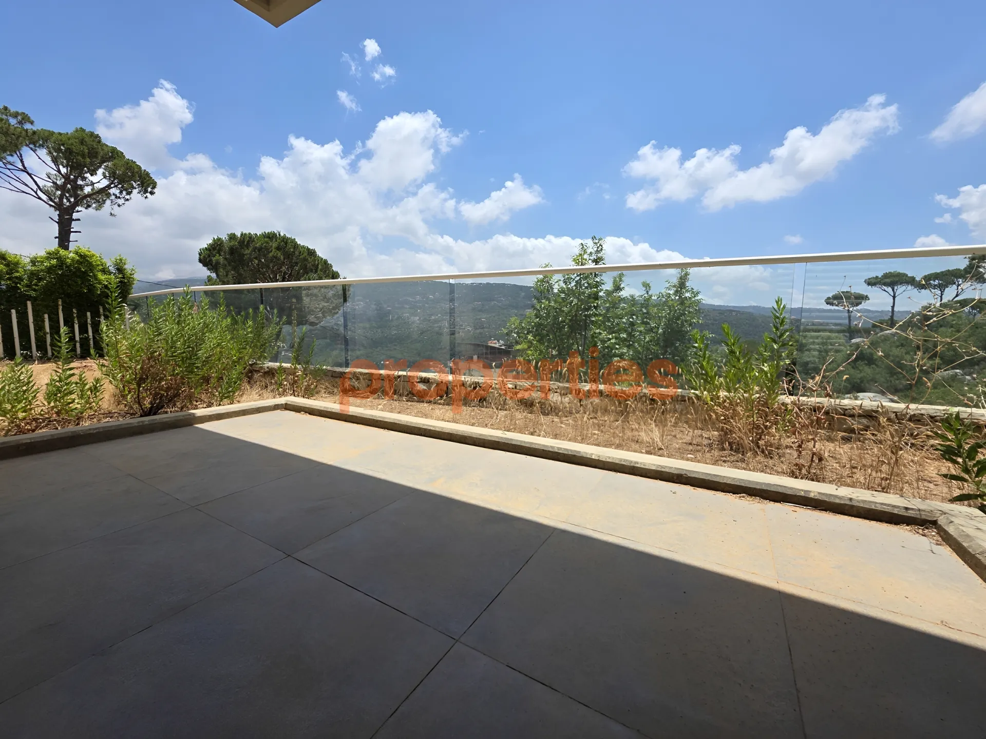 Apartment for Sale in Baabdat