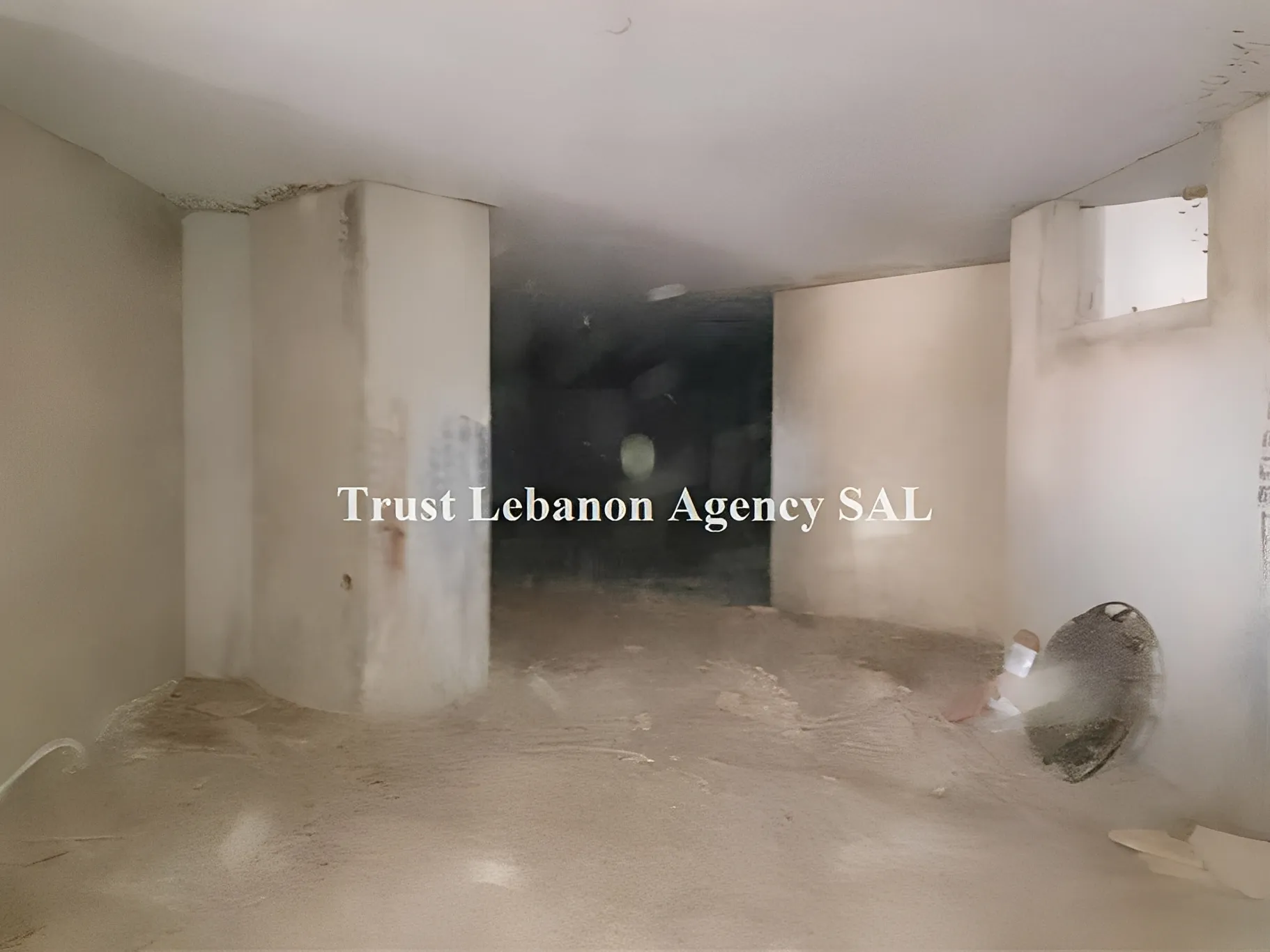 Warehouse for sale in Metn, Bsalim