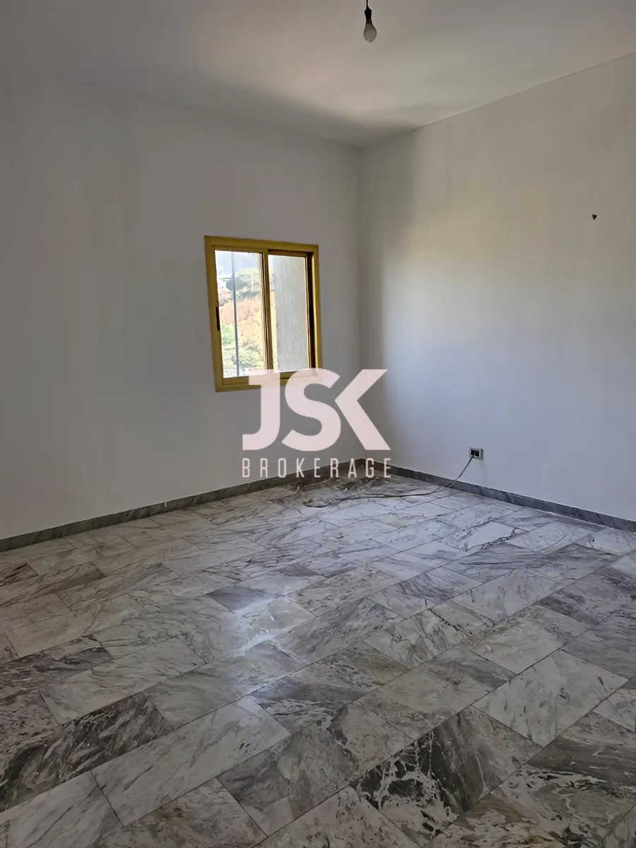 Office for Sale in Ghazir