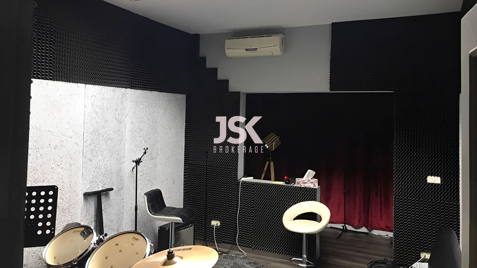 Office for Rent in Jdeideh