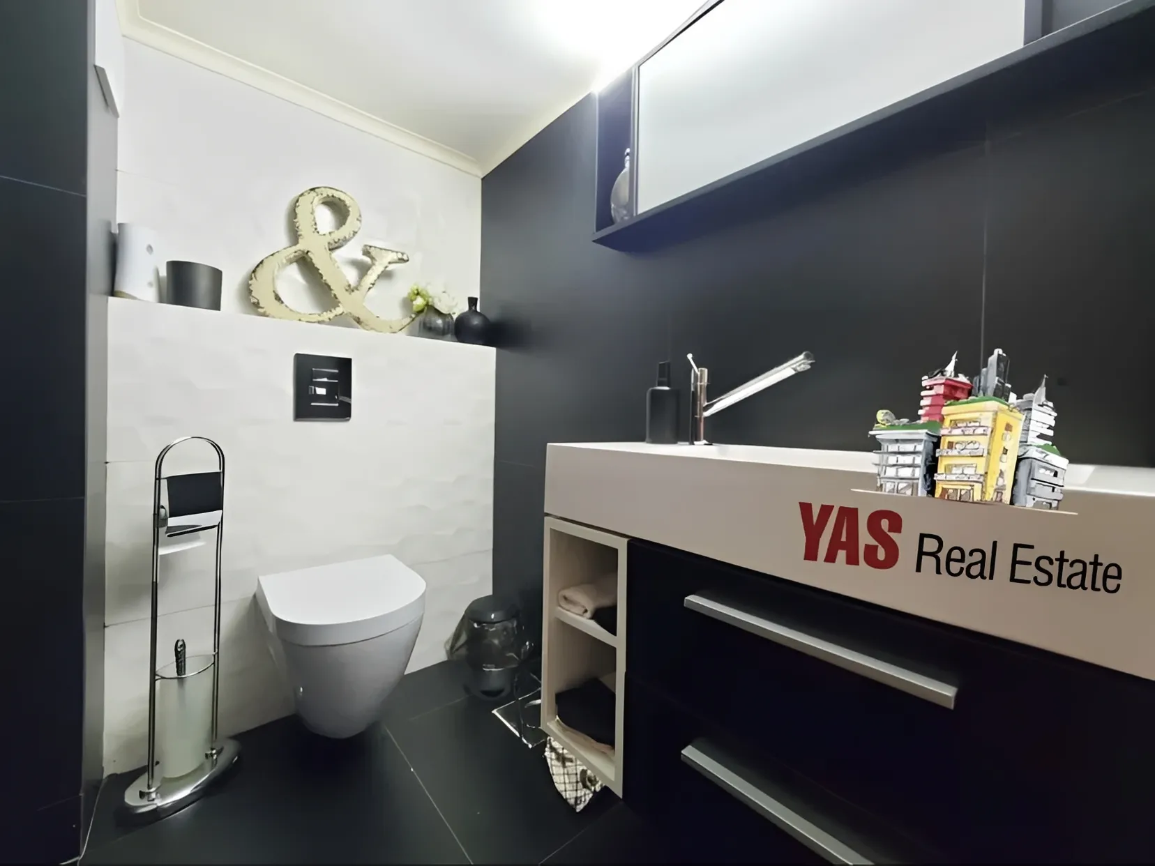 Apartment for Sale in Adonis - 3 bed, 3 bath