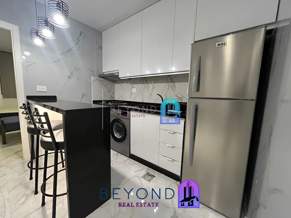 Apartment for sale in Hamra, Beirut, Lebanon - 3 bed, 2 bath