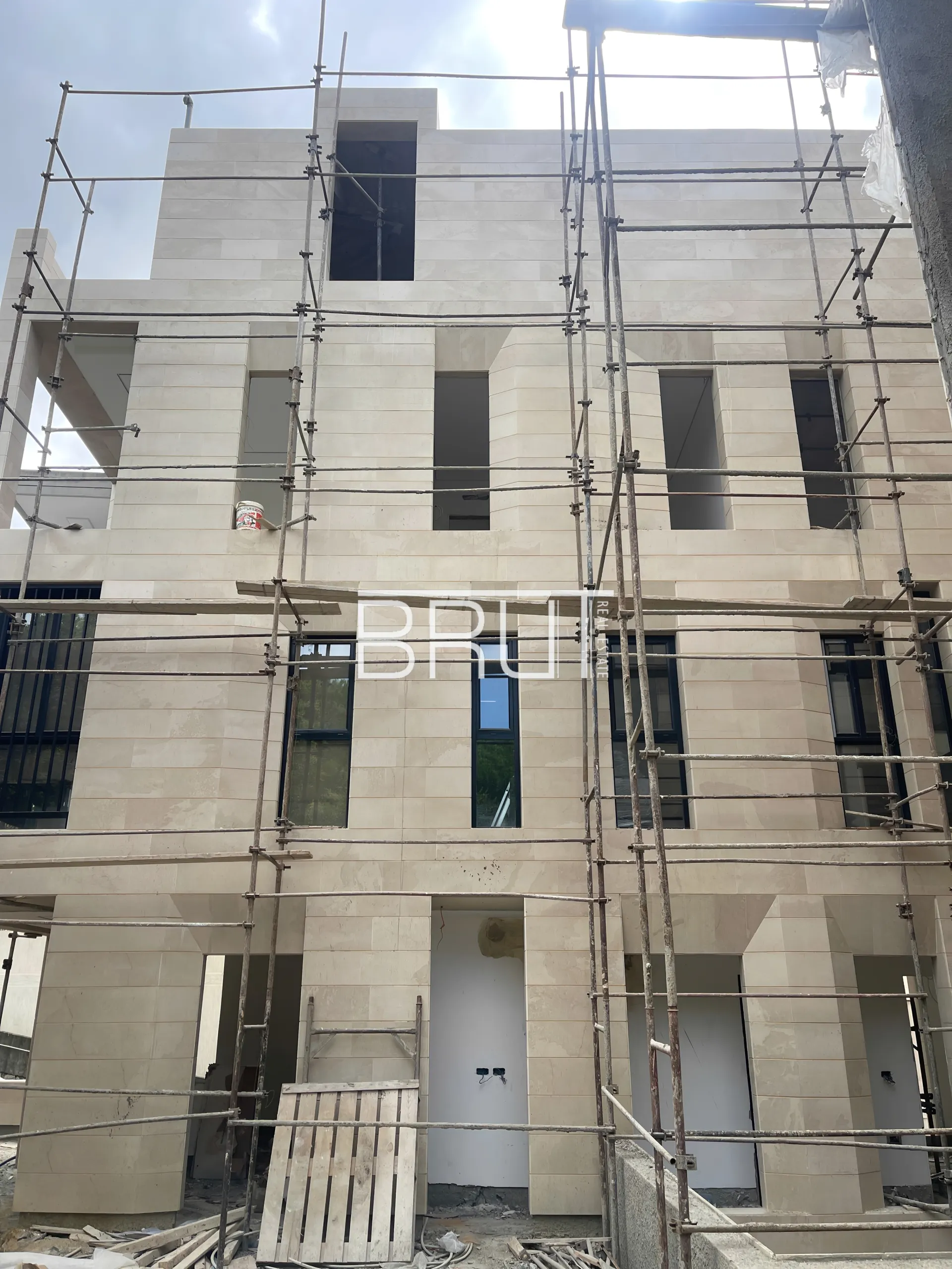 Apartment for Sale in Sehayleh