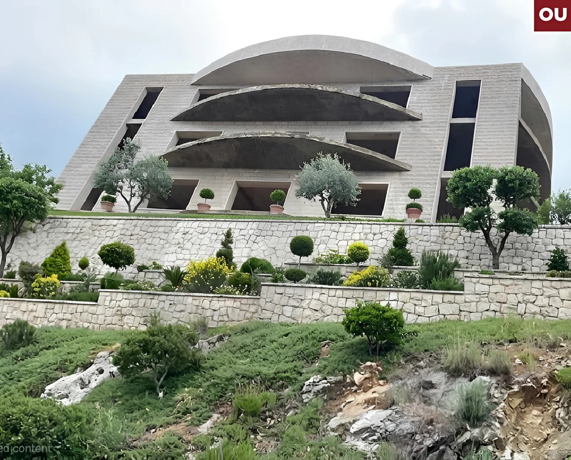 Villa for Sale in Bikfaiya - 4 bed, 8 bath