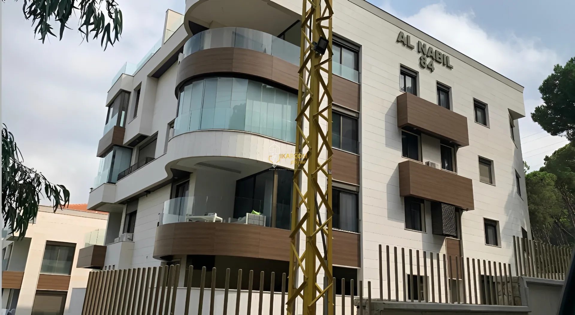 Apartment for Sale in Ain Saade