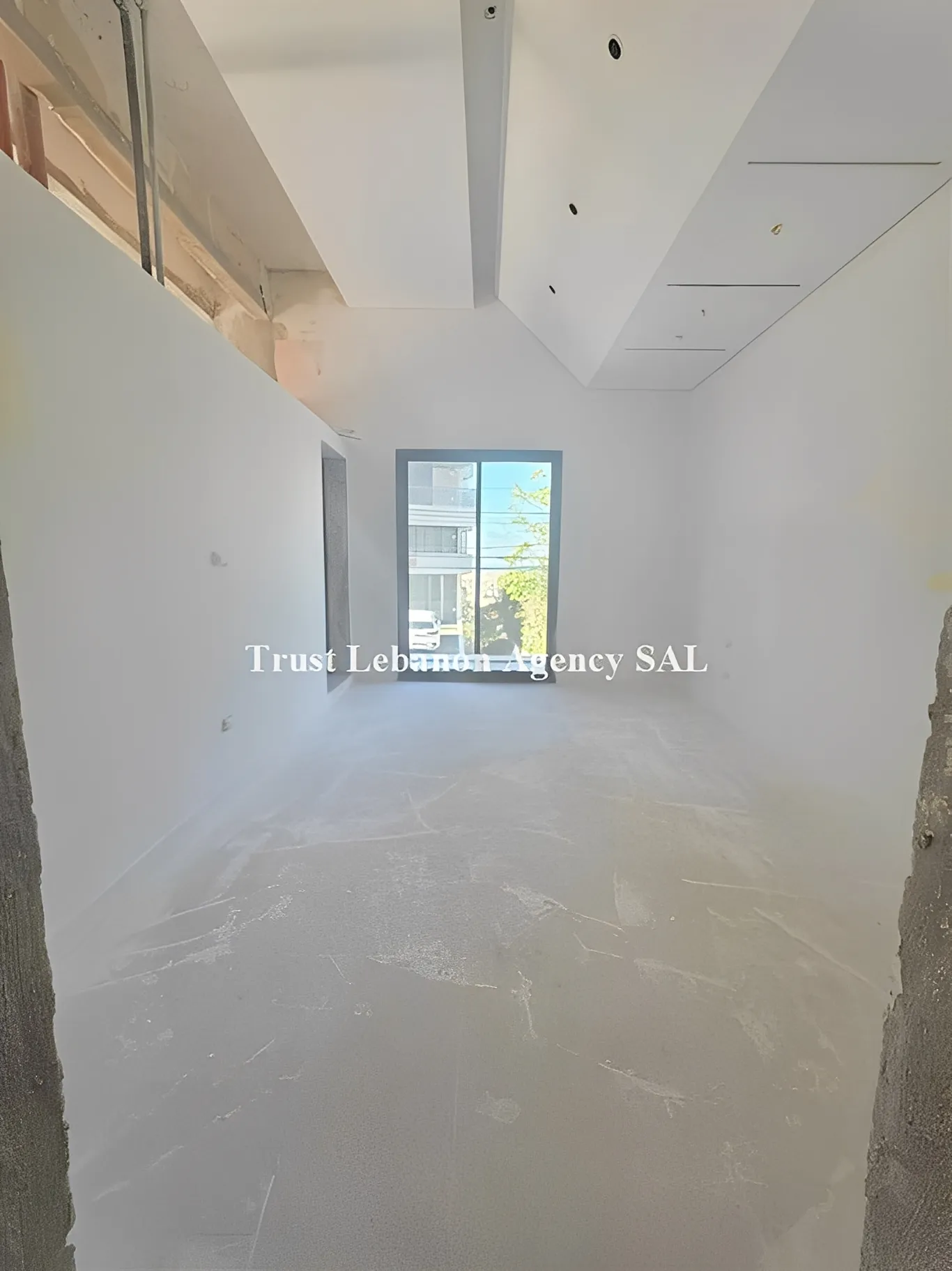 Apartment for Rent in Baabda, Hadath