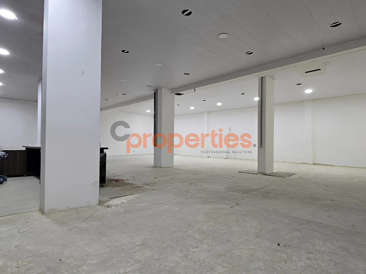 Warehouse for Sale in Forn El Chebbak