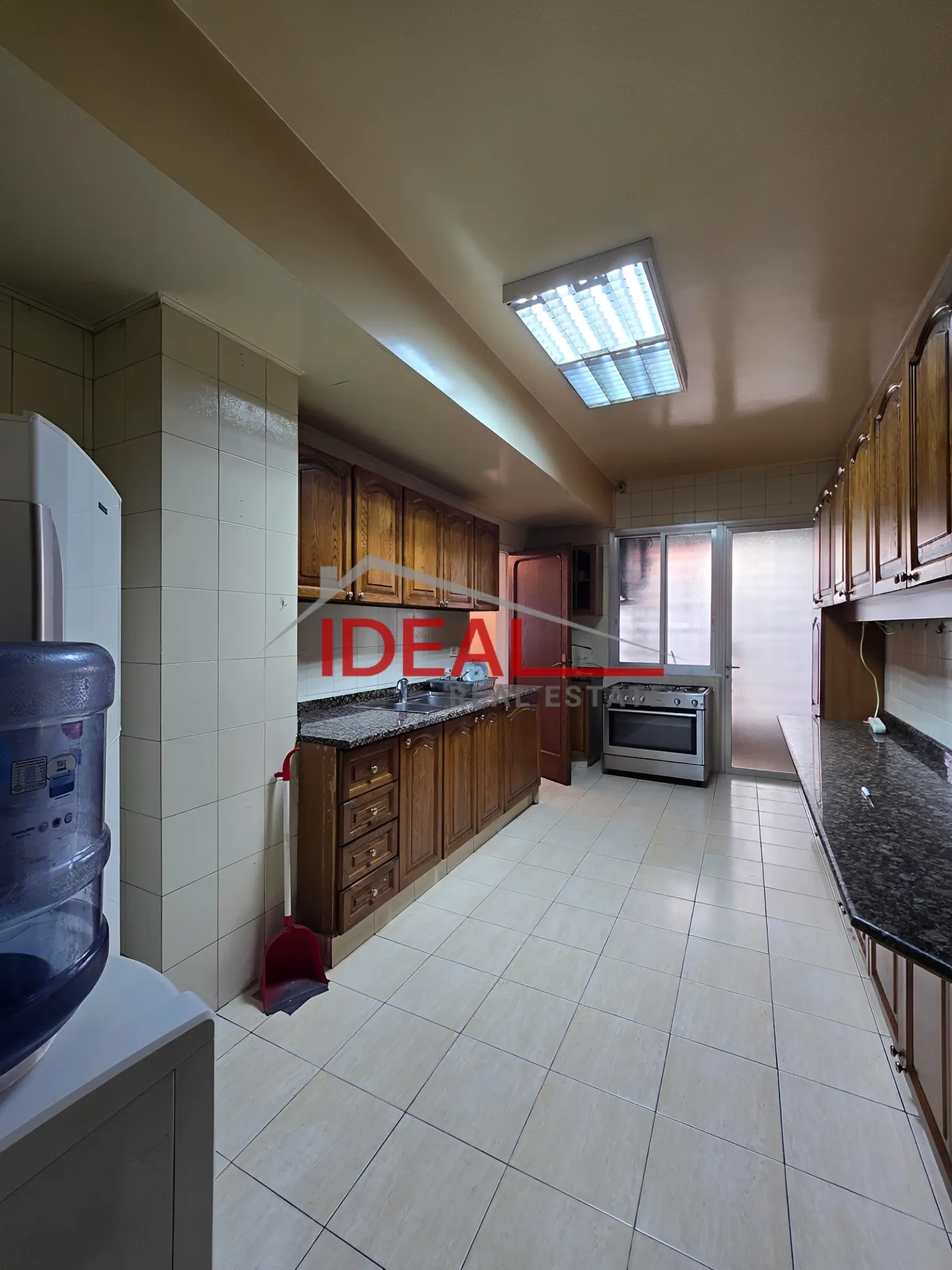 Apartment for rent in Mar Takla, Hazmieh - 3 bed, 4 bath