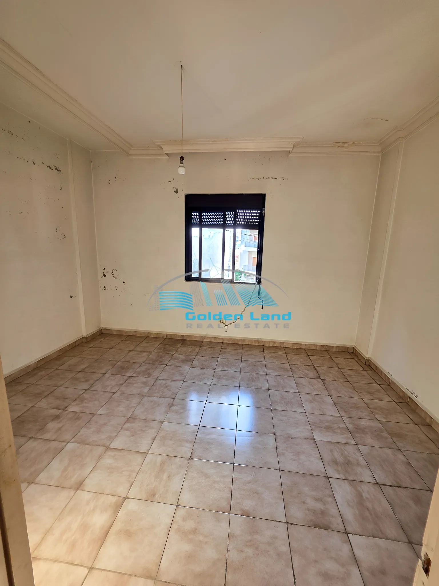 Apartment for Sale in Ain Aar