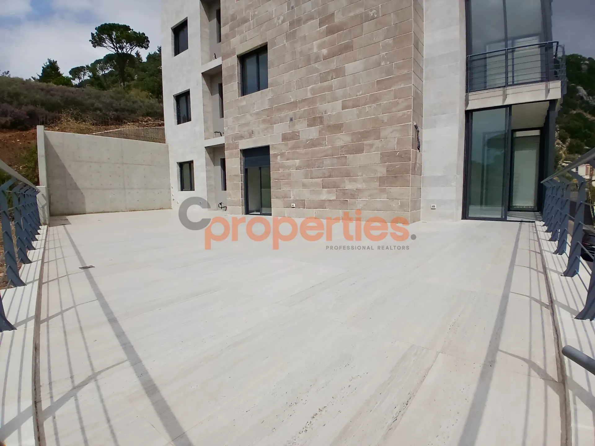 Apartment for Sale in Baabdat