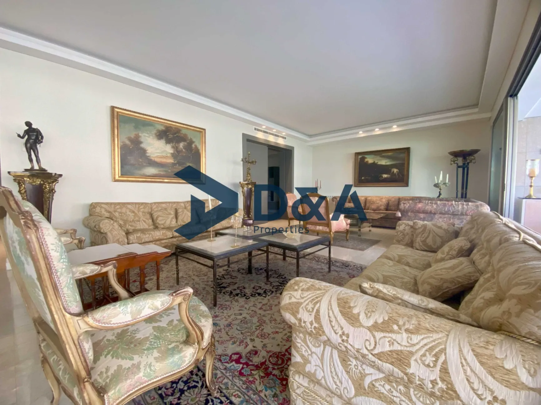 Apartment for rent in Clemenceau, Bayrut, Lebanon - 4 bed, 6 bath