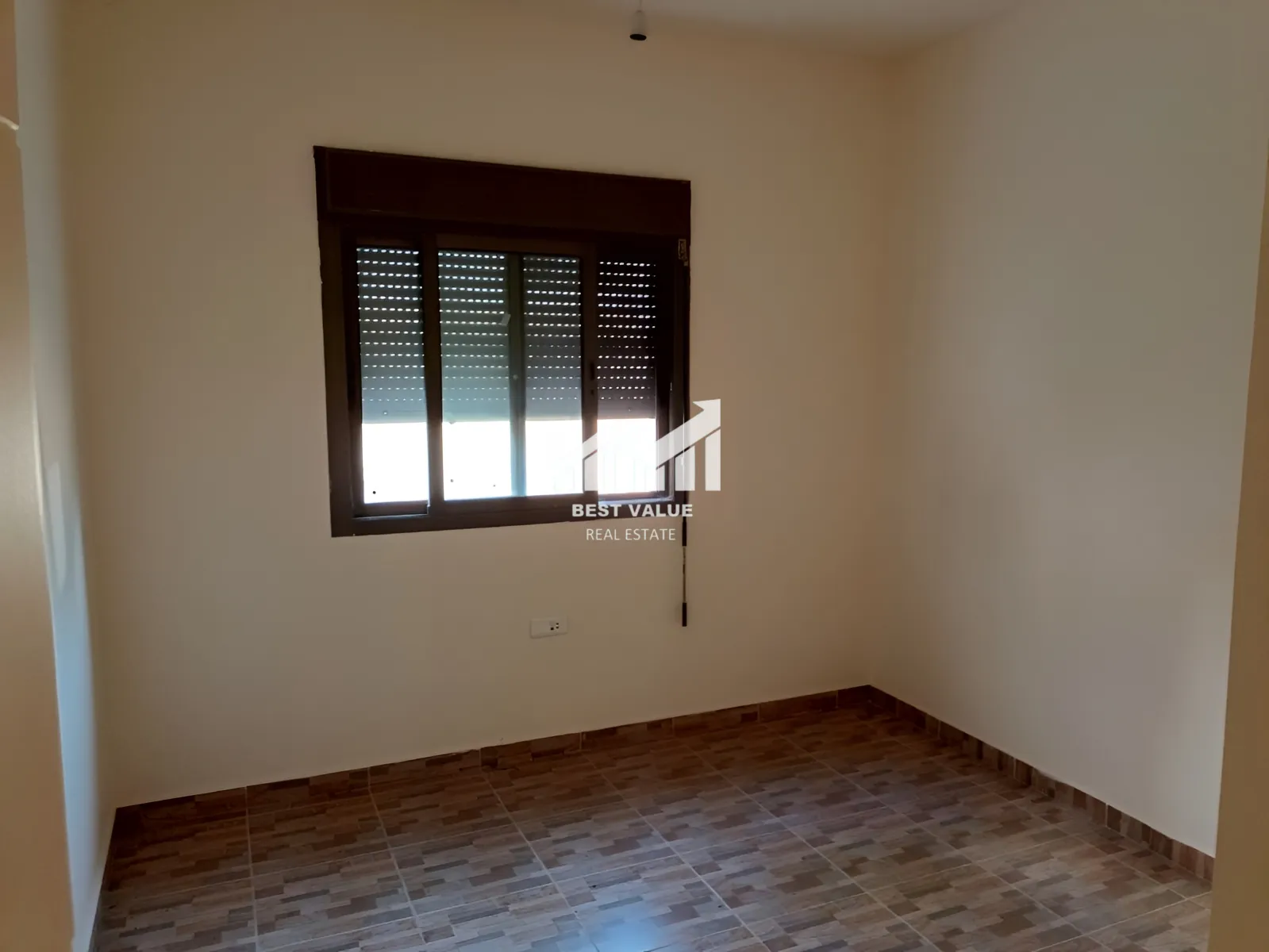 Apartment for sale in Aamchit