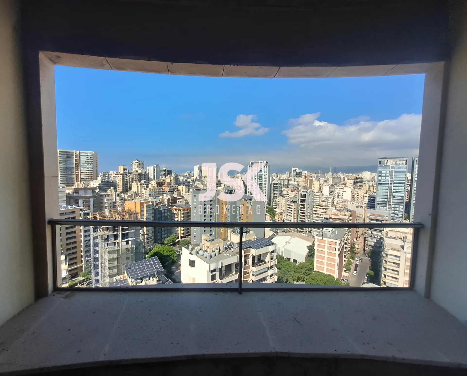 Apartment for Sale in Raoucheh