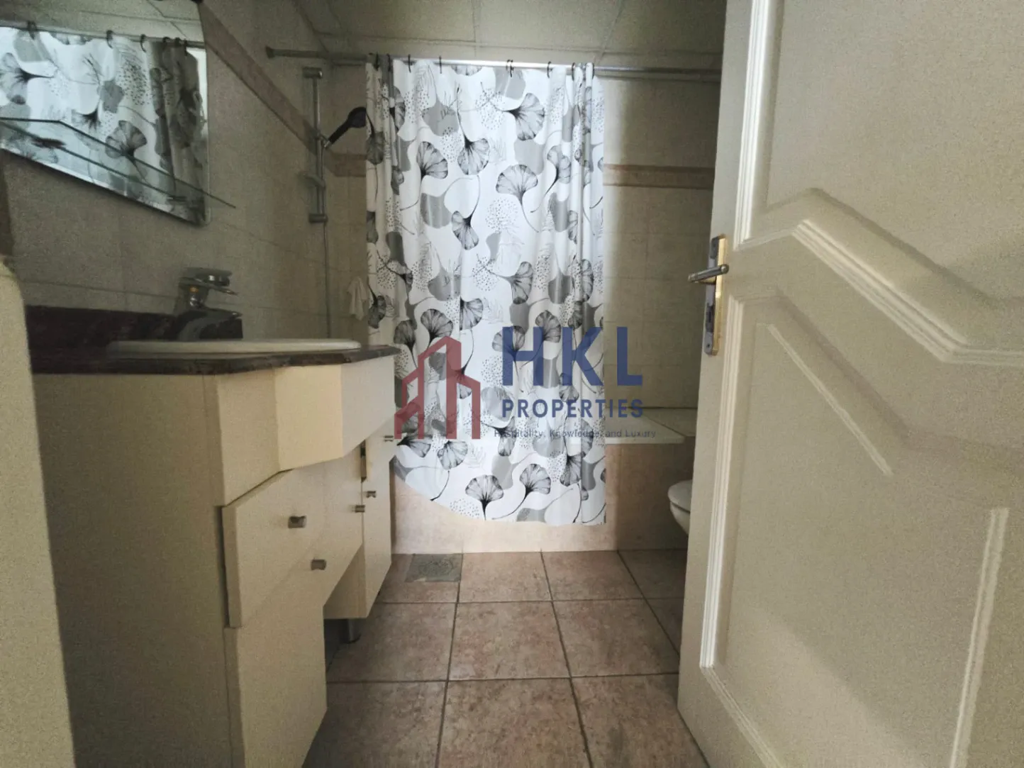 Apartment for rent in Hamra, Beirut, Lebanon