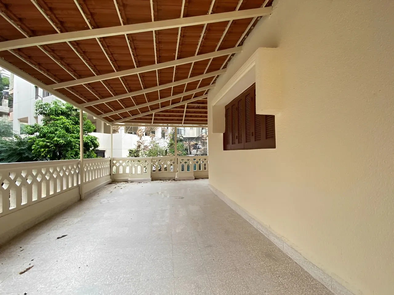Apartment for Sale in Adonis - 3 bed, 2 bath
