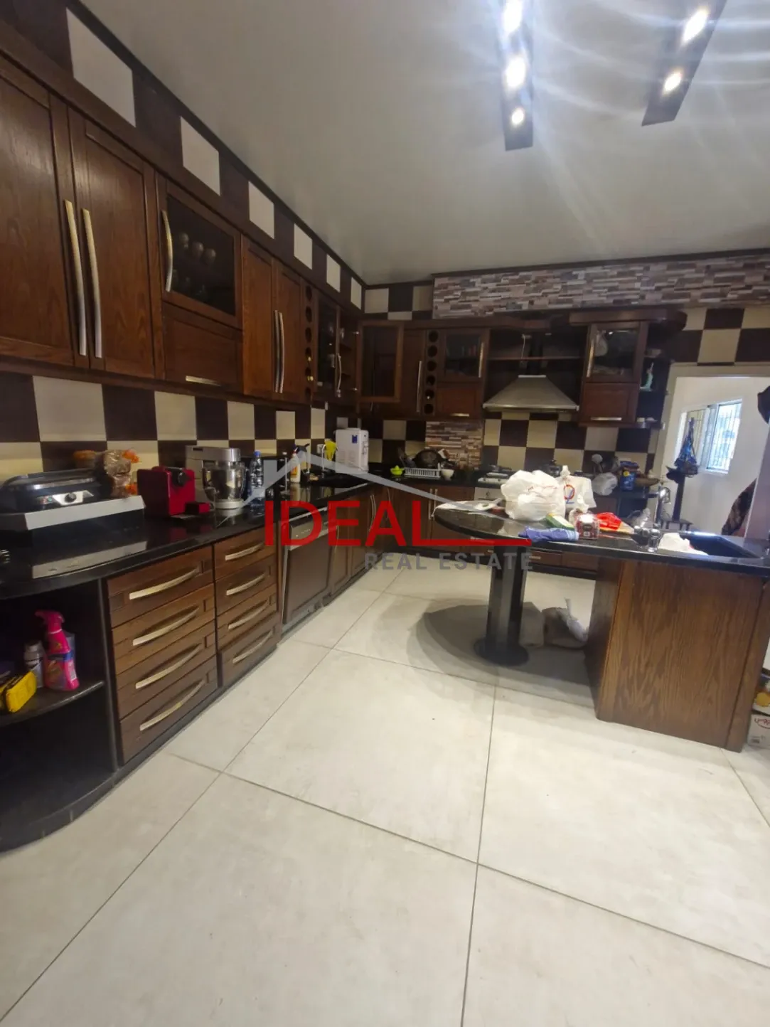 Villa for sale in Kfour, Lebanon - 6 bed, 8 bath