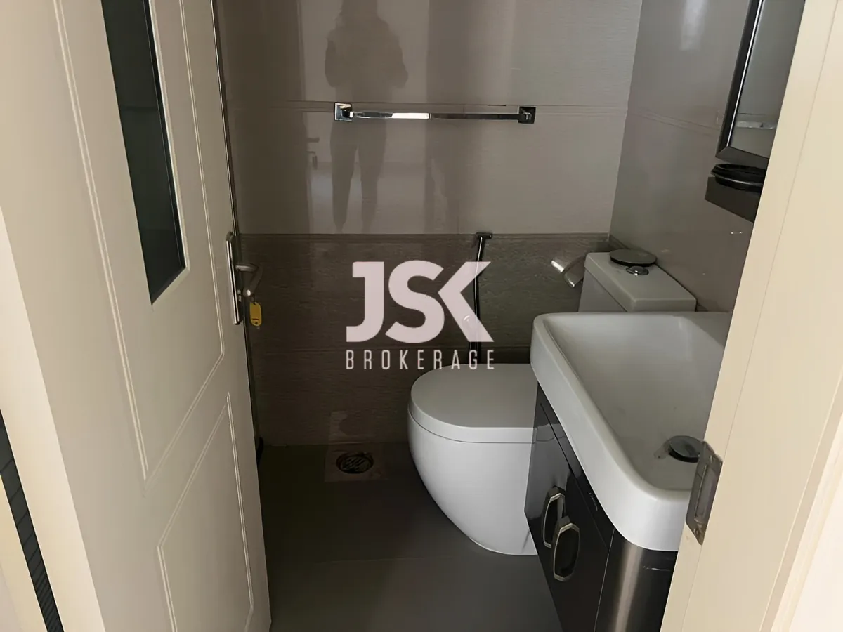 Apartment for Sale in Chouaifet El Aamroussieh, Lebanon