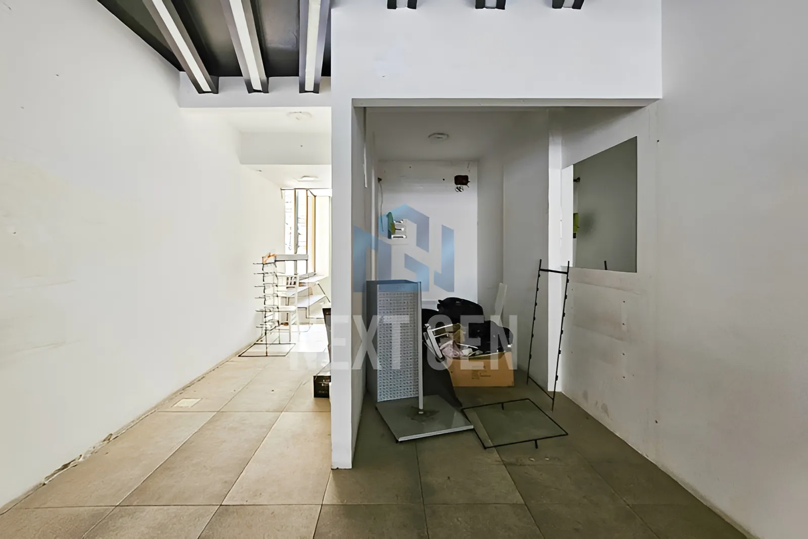 Shop for Rent in Verdun