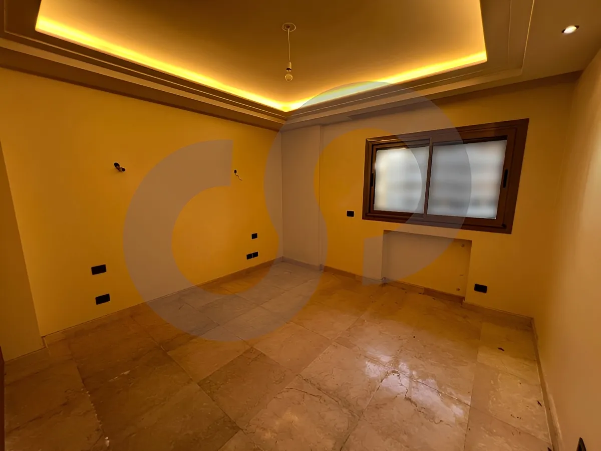 Apartment for Sale in Tallet El Khayyat, Bayrut, Lebanon