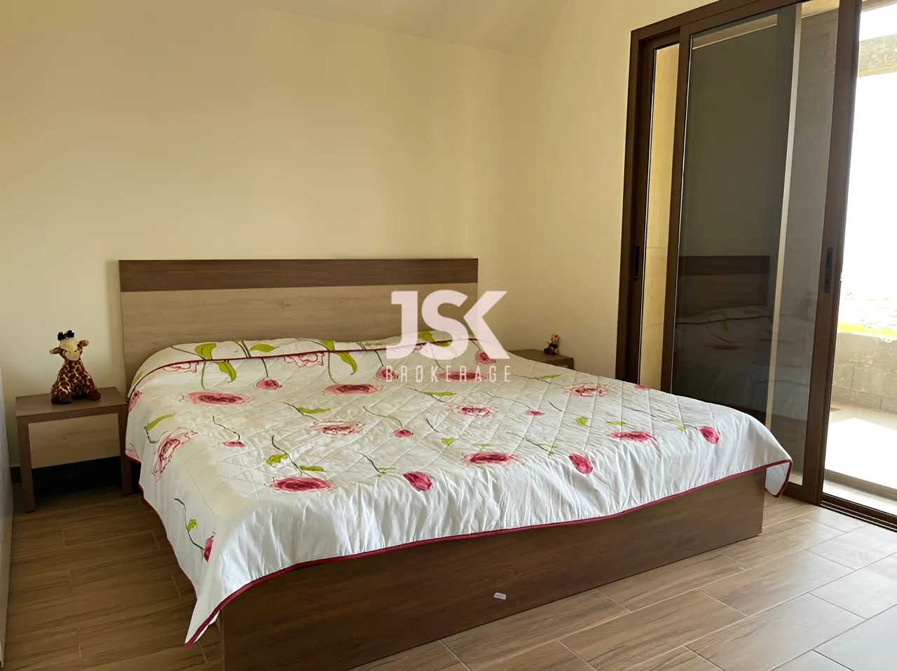 Land for Sale in Laqlouq