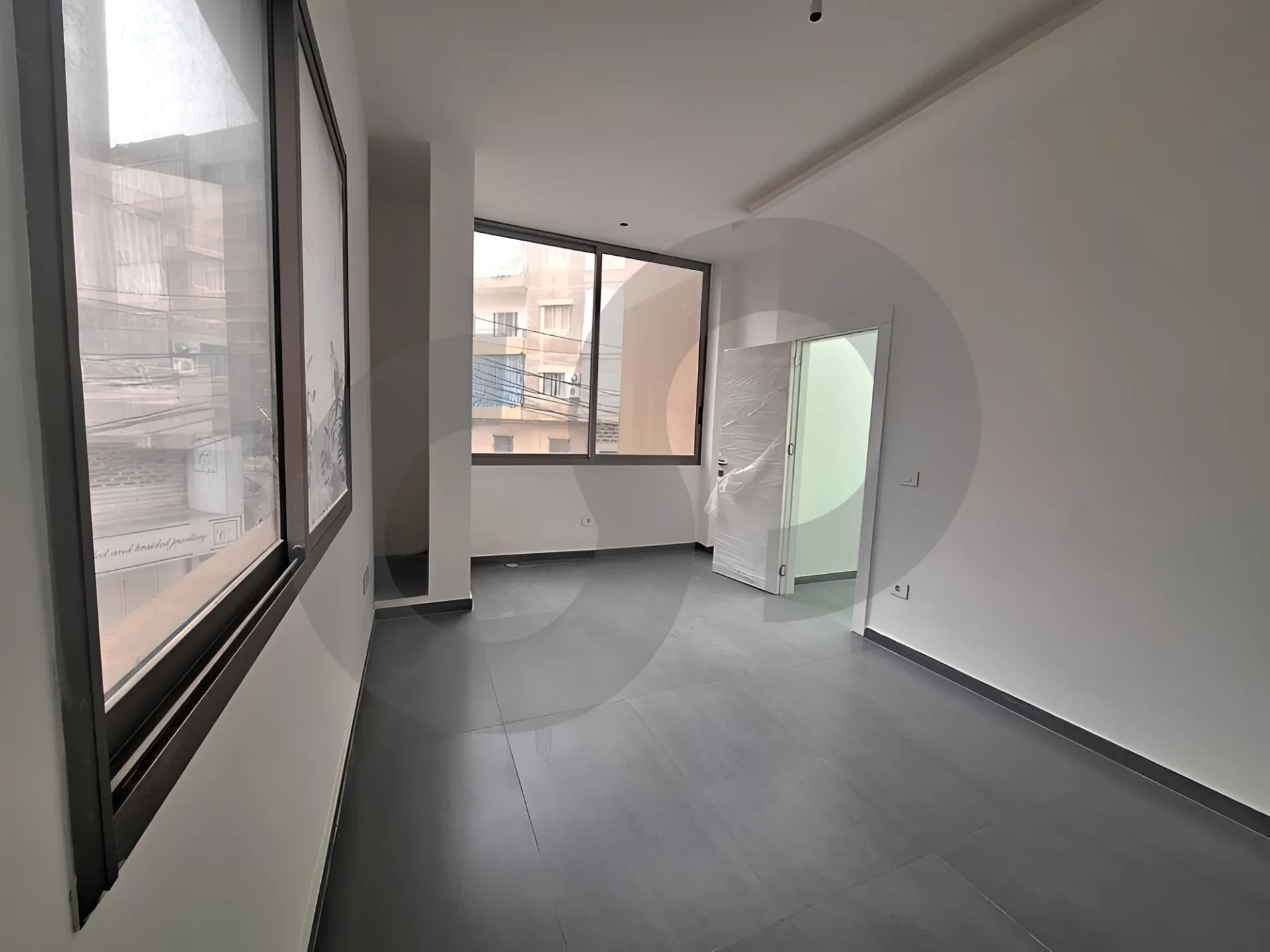 Commercial Property for Rent in Jdeideh