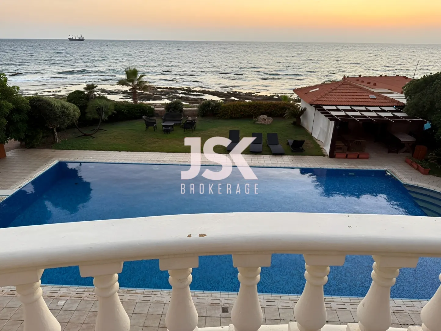 Villa for sale in Anfeh, Lebanon - 5 bed, 6 bath