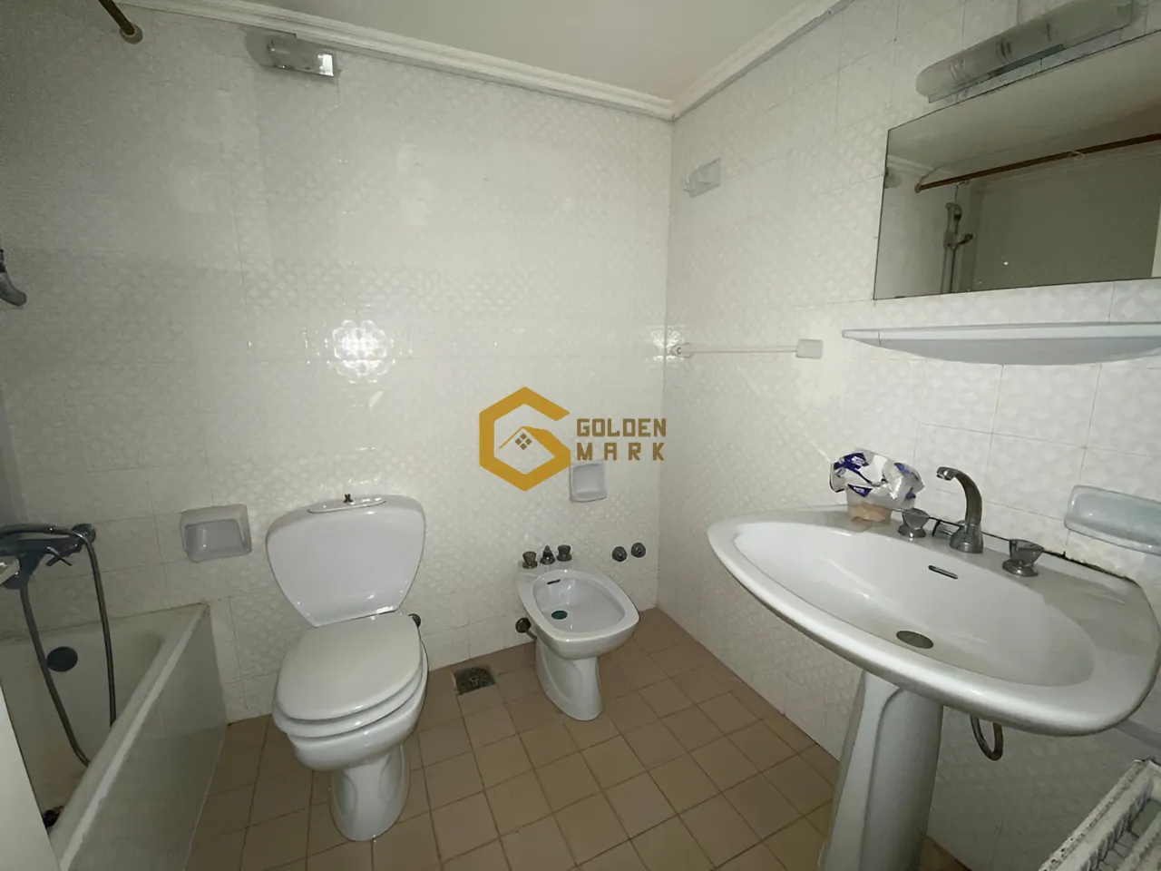 Apartment for Rent in Haret Sakher