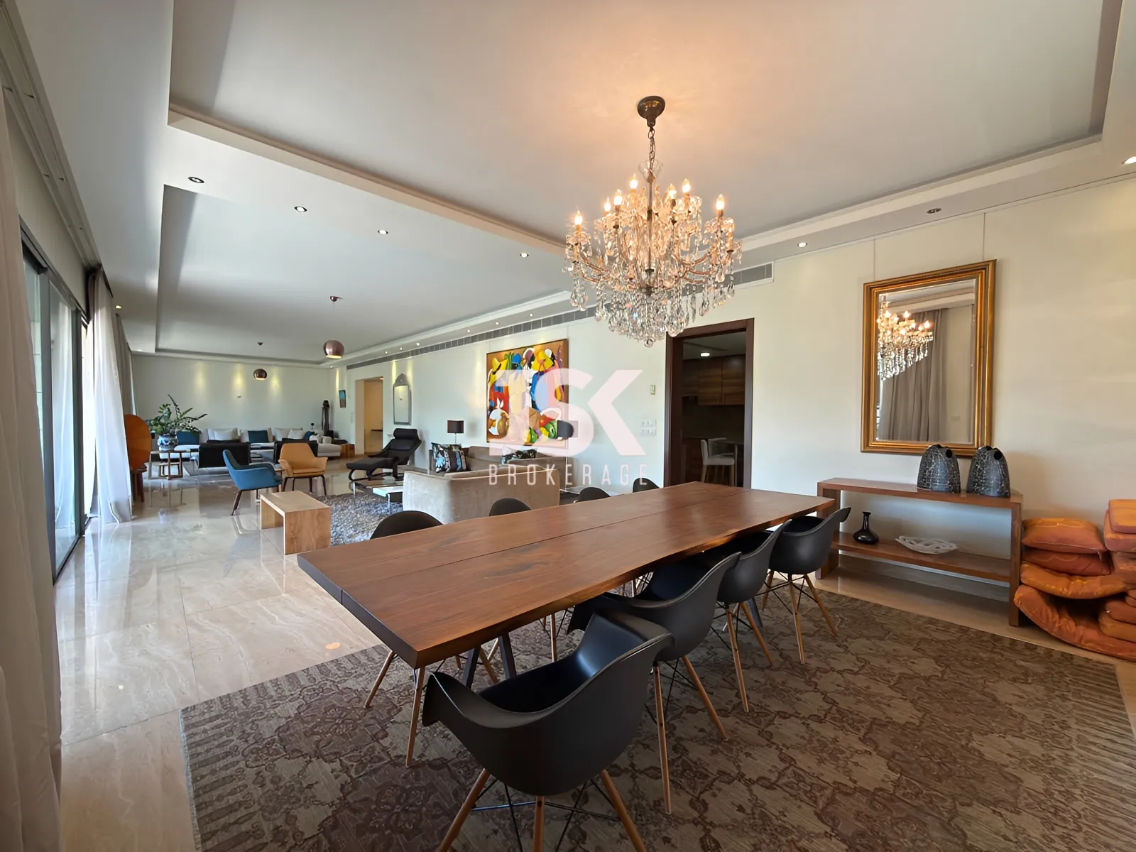 Apartment for Rent in Achrafieh - 3 bed